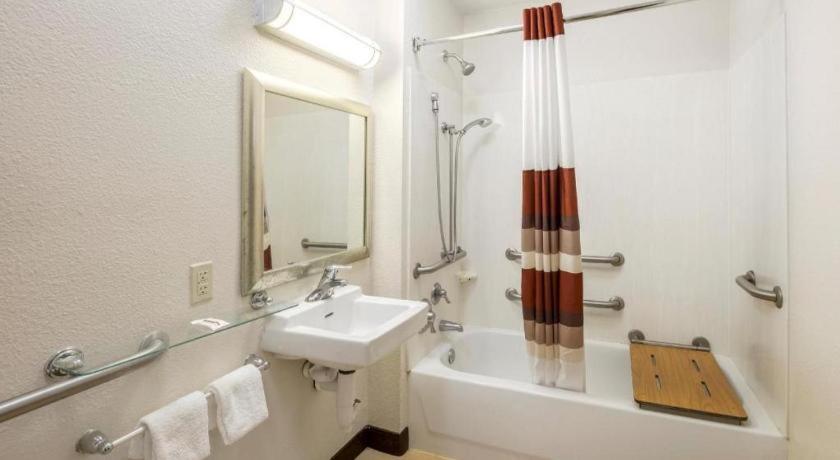Red Roof Inn Jacksonville - Orange Park Exterior photo